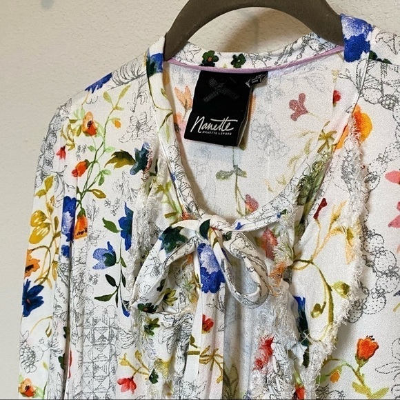 NANETTE LEPORE Edina Blouse in Cream + Floral Print Size X-Small (EUC) - Picture 1 of 13